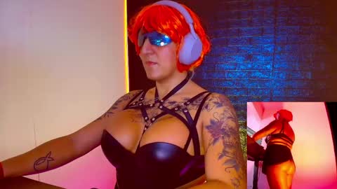 kittybiteshard online show from 05.04.26