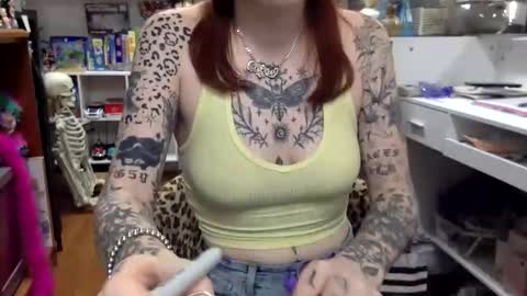 kittykatcoco online show from 10.24.25