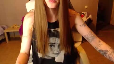 KittyloveMoon online show from 06.01.26