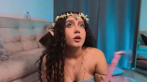 Snapshot of kittysophie_ chatting on 10.30.25 Sophie online show from 10.30.25