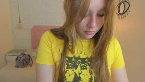  K I T T  Y  online show from 04.24.26