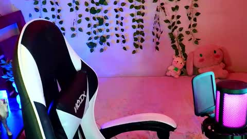 Kittyuwu  online show from 01.07.26