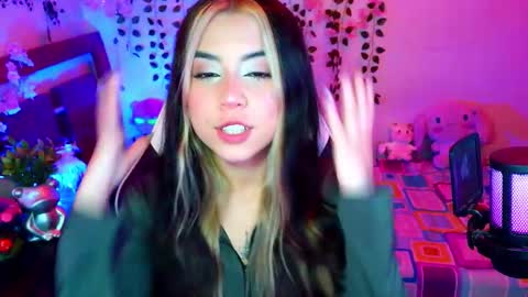 Kittyuwu  online show from 02.18.26