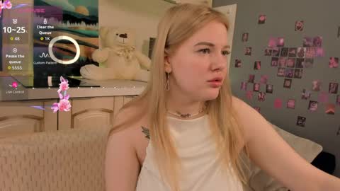 kittyy online show from 04.16.26