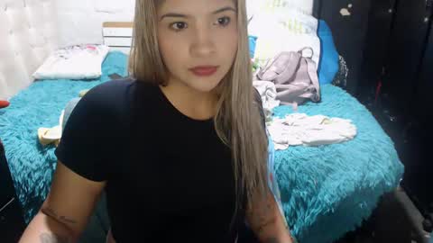 kittyzevee_ online show from 09.29.25