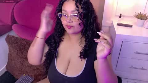 Snapshot of kity_hill chatting on 03.02.26 Kitty Hill online show from 03.02.26