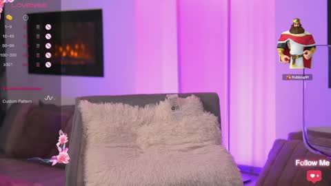 Snapshot of kity_sweet chatting on 01.08.25 Erika online show from 01.08.25