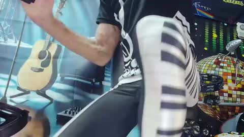 Snapshot of kiveuxmakeu chatting on 09.20.25 kiveuxmakeu online show from 09.20.25