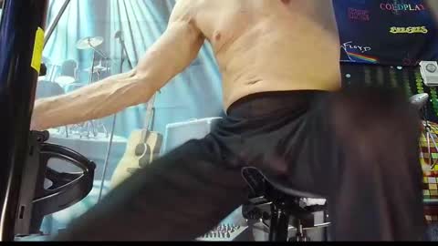 Snapshot of kiveuxmakeu chatting on 09.27.25 kiveuxmakeu online show from 09.27.25