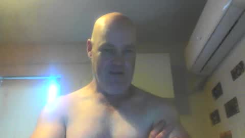 kiwiguy19773 online show from 02.14.25