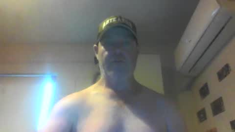 kiwiguy19773 online show from 02.17.25