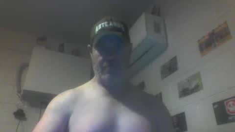kiwiguy19773 online show from 04.23.26