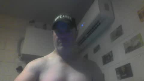 kiwiguy19773 online show from 05.15.26