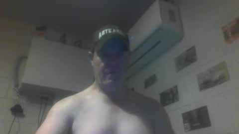 kiwiguy19773 online show from 06.01.26