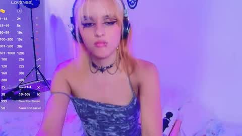 Lizeth online show from 12.15.24