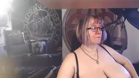 Michelle online show from 04.25.26