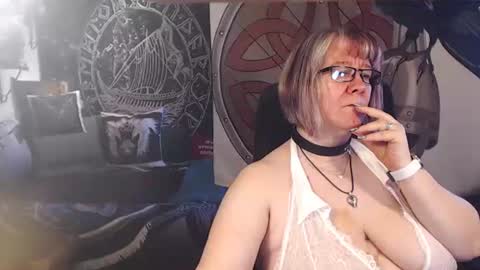 Michelle online show from 05.04.26