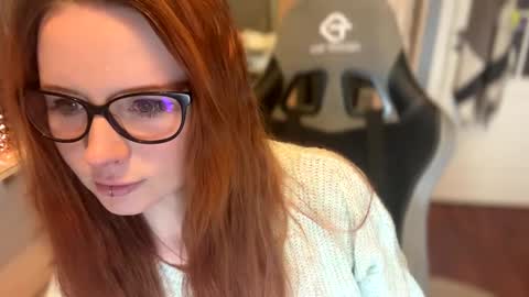 Snapshot of klementinagirl chatting on 01.27.25 Klementinafanslyklementina6661 online show from 01.27.25