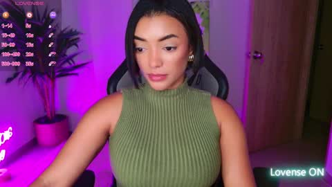 Snapshot of kleogold_1 chatting on 09.28.25 Christina online show from 09.28.25