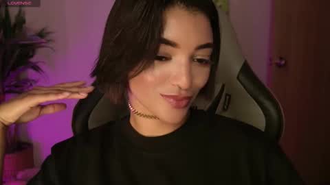 Snapshot of kleogold_1 chatting on 10.24.25 Christina online show from 10.24.25