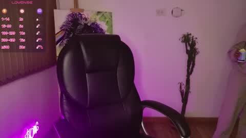 Snapshot of kleogold_1 chatting on 02.16.26 Christina online show from 02.16.26