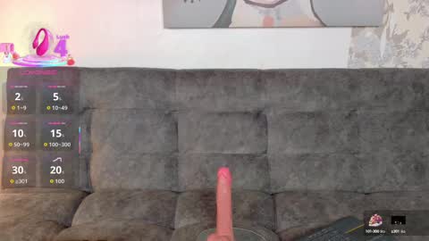 Snapshot of kloe_bella chatting on 10.03.25 kloe_bella online show from 10.03.25