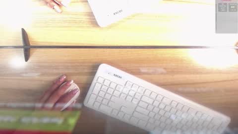 Snapshot of kloe_cooper chatting on 09.10.25 kloe_cooper online show from 09.10.25