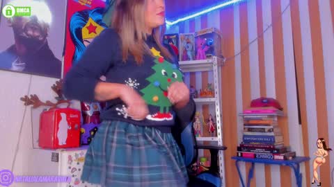 Snapshot of kloelamaravilla18 chatting on 12.24.24 kloelamaravilla18 online show from 12.24.24