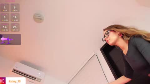 Snapshot of kloey_hoot chatting on 01.22.25 Kloey online show from 01.22.25