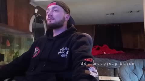 LOUiViLAN online show from 02.04.26