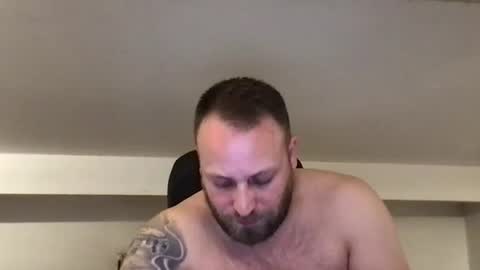 Snapshot of kobasic chatting on 02.22.25 hugo online show from 02.22.25