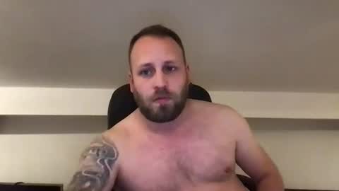 Snapshot of kobasic chatting on 02.24.25 hugo online show from 02.24.25