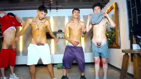 Snapshot of kobayaske chatting on 12.13.25 kobayaske online show from 12.13.25