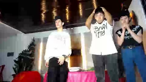 Snapshot of kobayaske chatting on 12.17.25 kobayaske online show from 12.17.25