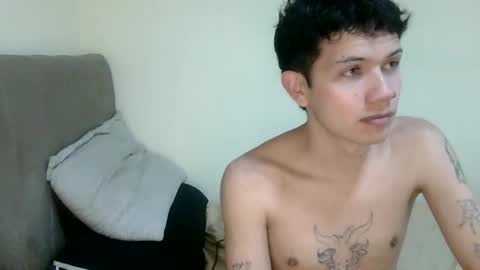 Snapshot of koiseraphin chatting on 05.12.26 Jacob and Victoria online show from 05.12.26