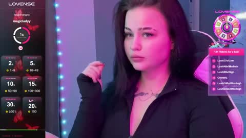 Mia online show from 12.30.24