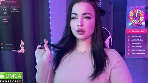 Mia online show from 02.28.25