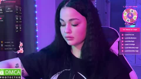 Mia online show from 03.12.25