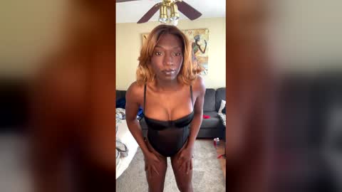 Kokosococo online show from 02.05.26