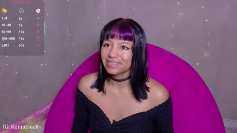 Snapshot of komatsu_ chatting on 11.20.25 Komatsu Lilith online show from 11.20.25