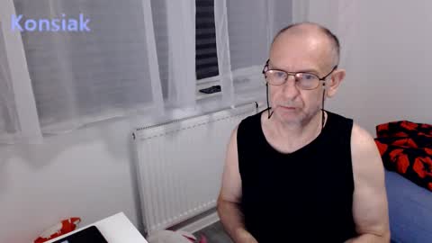 Snapshot of konsiak chatting on 01.05.26 Komsiak online show from 01.05.26