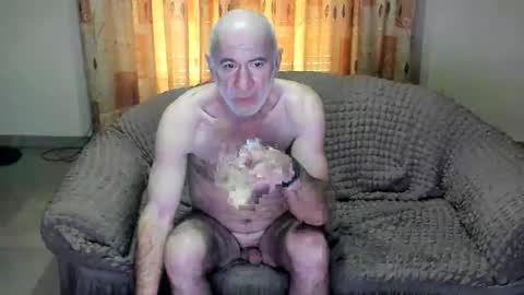 Snapshot of konstantin1970 chatting on 02.19.26 konstantin1970 online show from 02.19.26