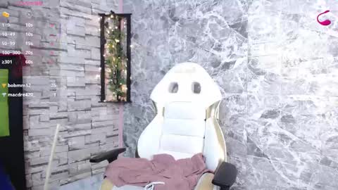 Snapshot of kony_lan chatting on 11.05.25 KONY LAN online show from 11.05.25