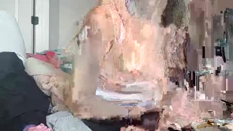 Snapshot of korinaluvv chatting on 12.16.25 Korina online show from 12.16.25