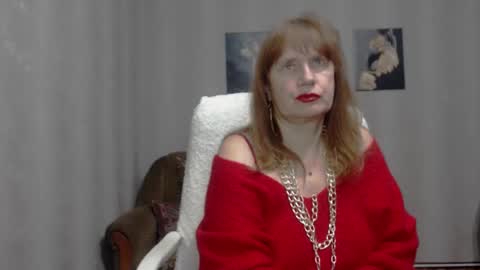 Snapshot of koroleva70 chatting on 12.13.24 VIKA online show from 12.13.24