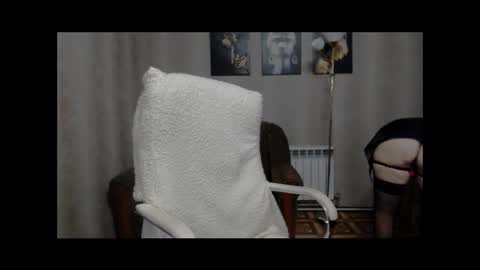 Snapshot of koroleva70 chatting on 09.13.25 VIKA online show from 09.13.25