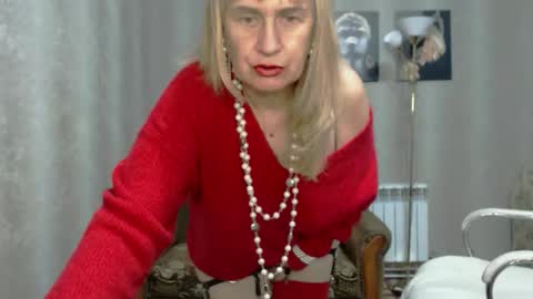 Snapshot of koroleva70 chatting on 10.01.25 VIKA online show from 10.01.25