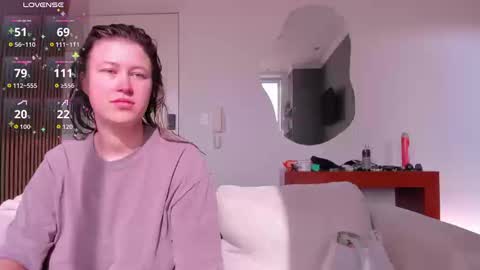 Snapshot of kortney_williams chatting on 11.19.25 Twiix online show from 11.19.25