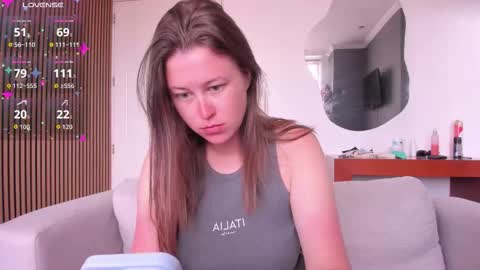 Snapshot of kortney_williams chatting on 12.15.25 Twiix online show from 12.15.25