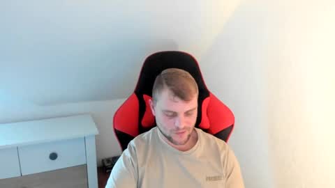 Snapshot of kozik1992 chatting on 12.23.24 Bartek online show from 12.23.24